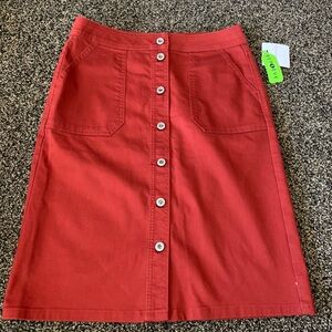 Liz Claiborne Women’s Red Button-Front Skirt size 4 NWT